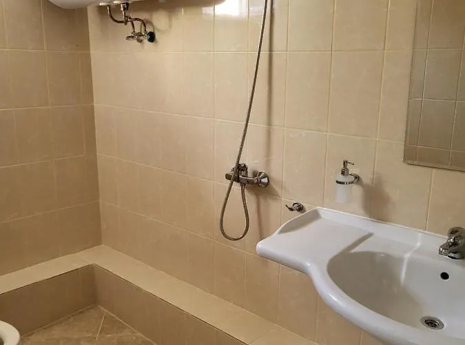 бовъ 4* Gara Bov